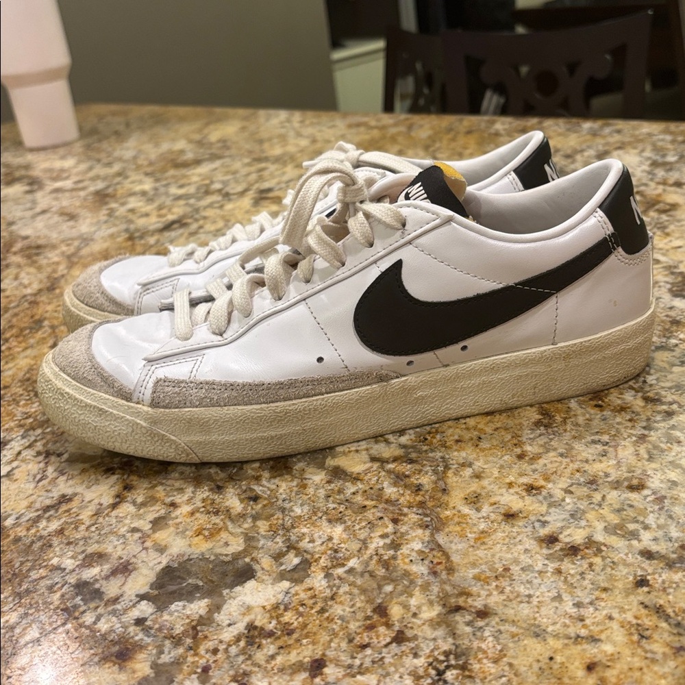 Nike low Blazers